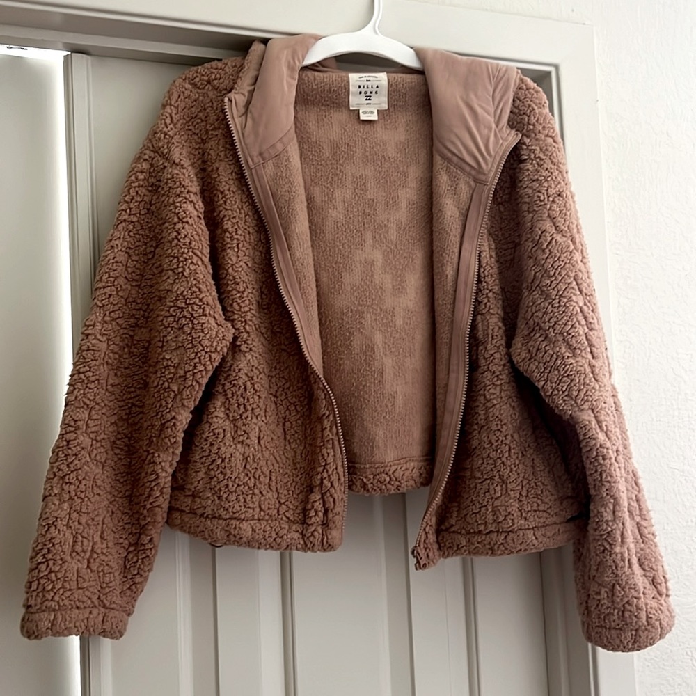 NWOT - Billabong Teddy zip up jacket